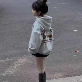 春秋款女童卫衣2025新款HelloKitty休闲复古儿童加绒加厚连帽上衣