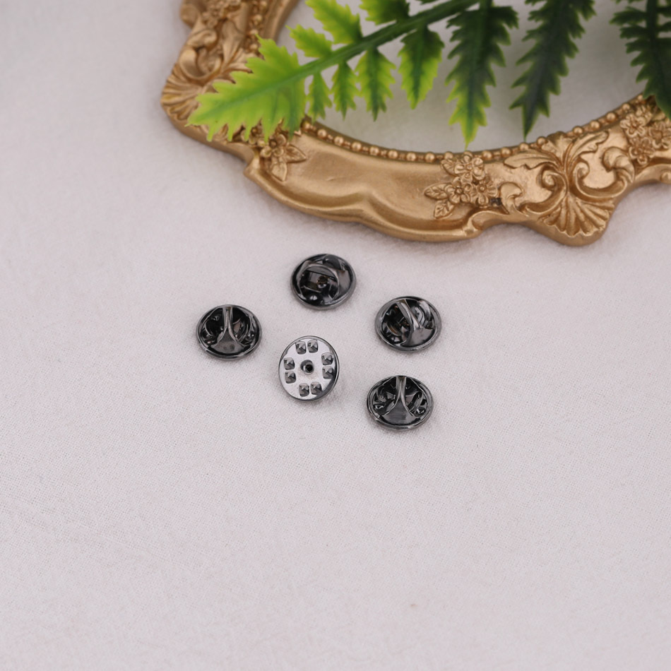 Mariposa de metal hebilla caballo espina chal hebilla tapa de la manga hebilla diy hecho a mano hecho en casa insignia broche accesorios de material de joyería