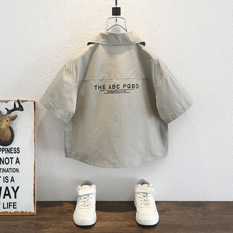 7940 tops para niños camisas de manga corta de moda de verano 2025 nuevo estilo estilo occidental chico guapo ropa fina para niños