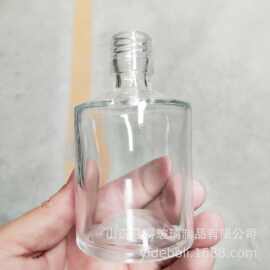 100ml小酒玻璃瓶晶白料白酒米酒药酒保健酒瓶厂家批发私 人 定 制