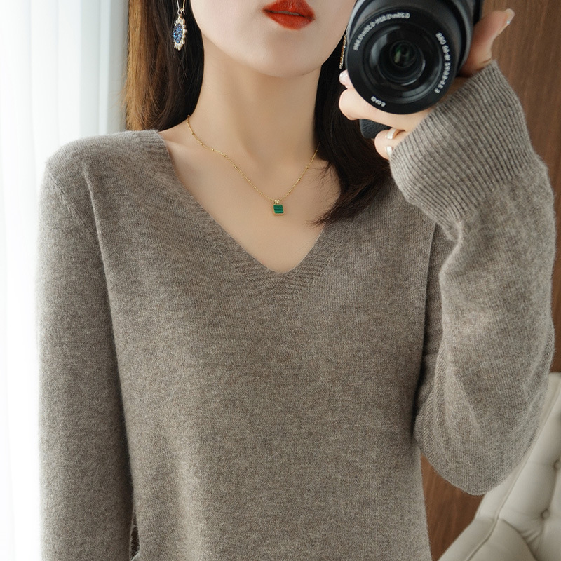Elegant simple V-neck sweater women's slim-fit slimming bottoming shirt solid color pullover long sleeve knitted 2021 autumn and winter New