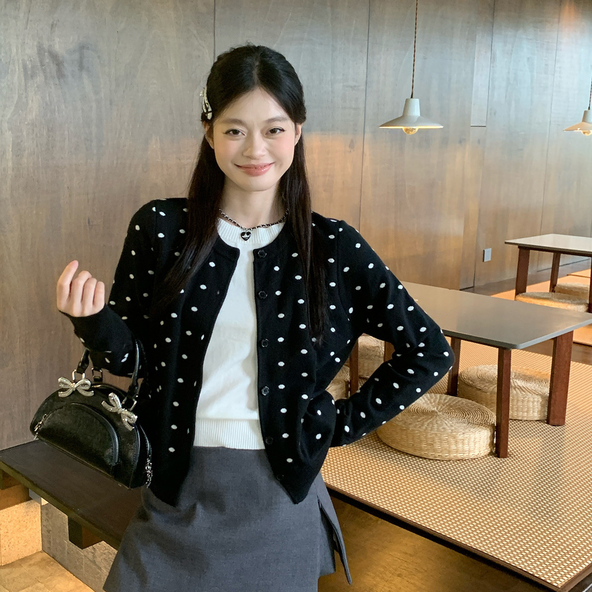黑色波点巨好看针织开衫外套女早秋韩系氛围感毛衣上衣其他