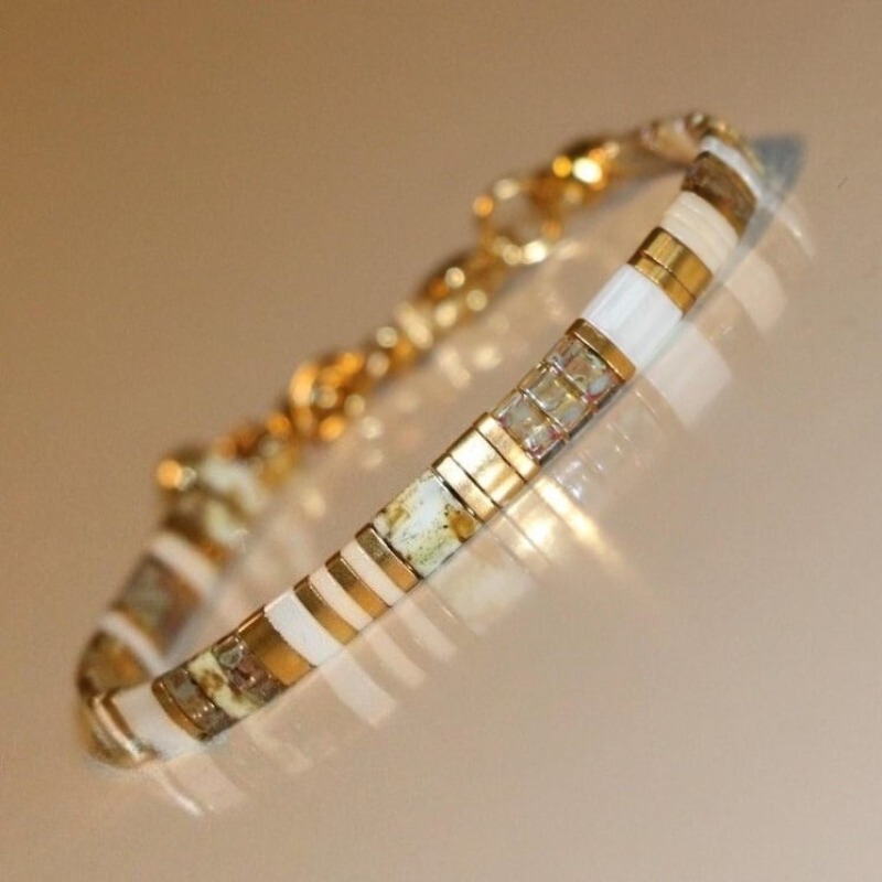 Multi-Colored Glass Beaded Bracelet, Fashionable and Simple for Everyday Wear, Cross-Border Jewelry Wholesale Multi-Colored Glass Beaded Bracelet, Fashionable and Simple for Everyday Wear, Cross-Border Jewelry Wholesale