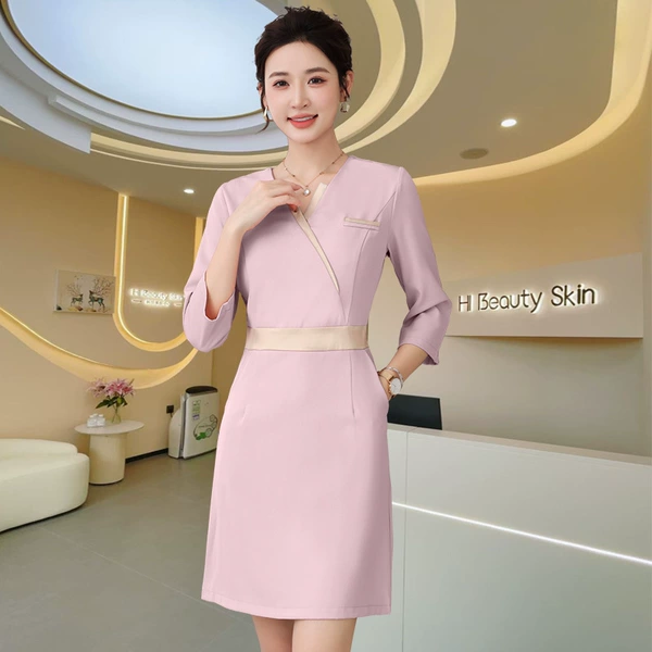 Fuchsia colored dress with sleeves