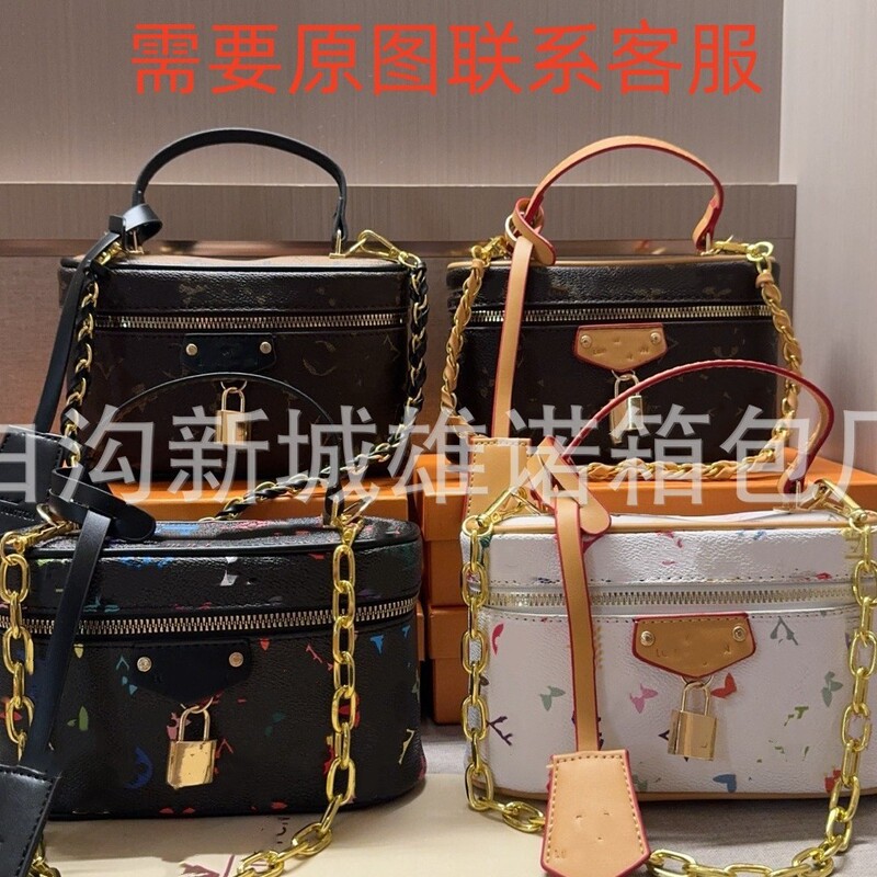 2025 Cross-Border New Fashion Printed Women's Cosmetic Bag Chain Mobile Phone Small Bag Shoulder Crossbody Women's Bag Trendy Box 2025 Cross-Border New Fashion Printed Women's Cosmetic Bag Chain Mobile Phone Small Bag Shoulder Crossbody Women's Bag Trendy Box