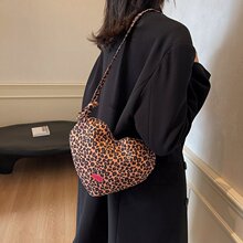 爱心豹纹斜挎包春款洋气学生百搭单肩手提包休闲女小众复古女包
