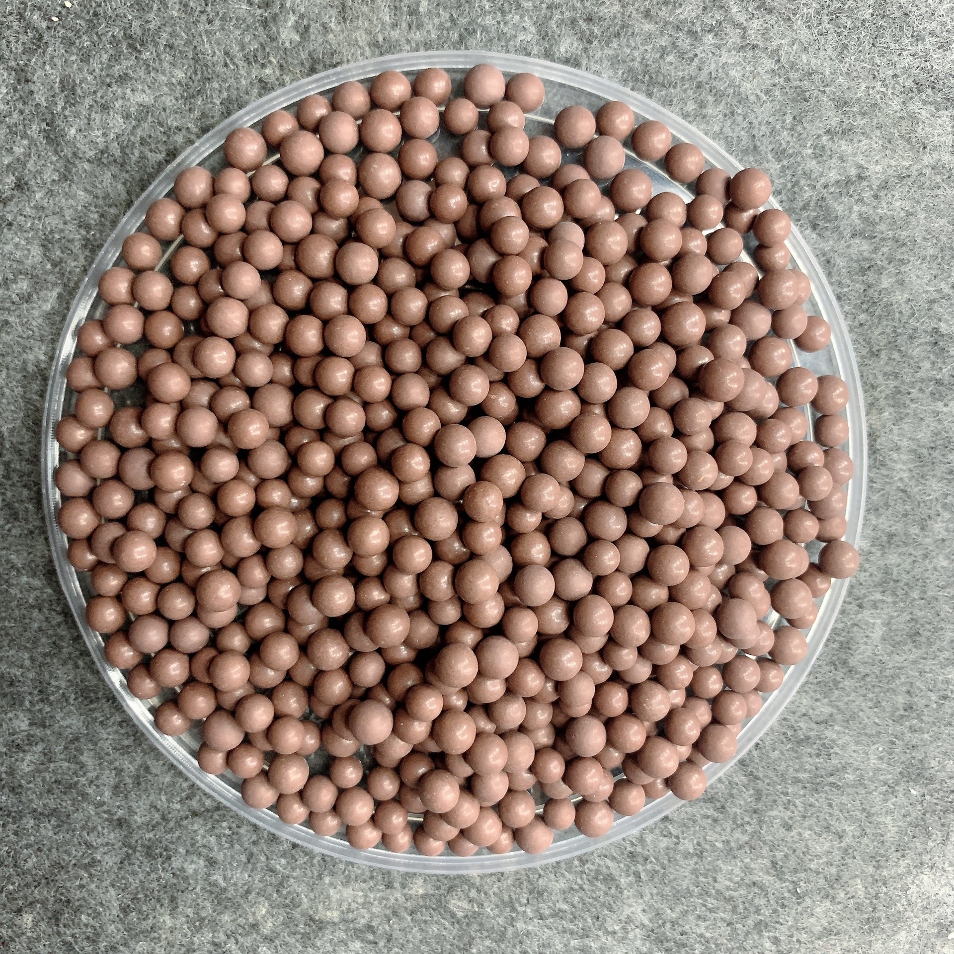 陶瓷球厂家陶瓷颗粒麦饭石 水过滤花洒用多肉铺面颗粒石托玛琳球