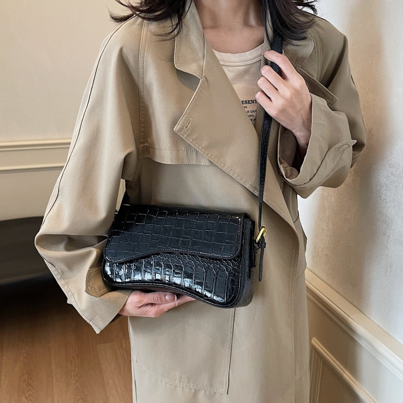 Bolso de textura transfronteriza 2025, nuevo bolso de hombro retro de piedra, piel esmaltada, bolso de moda de mujer