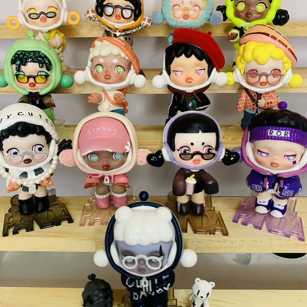 Коллекционная слепая коробка (POPMART) Bubble Mate Skullpanda Xiong Meow boom — ручная фигурка, 0,08 кг