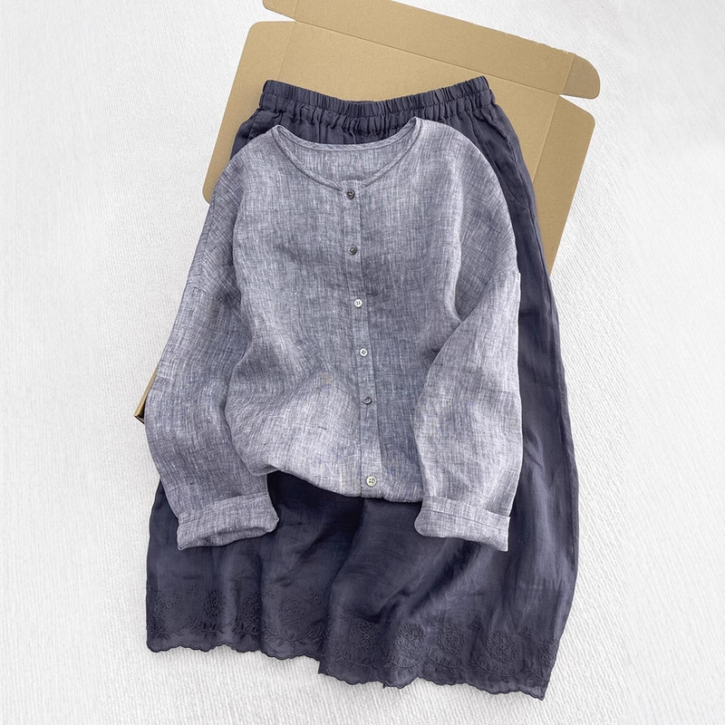 Close Your Eyes and Enter the Series! Old Money Style Gray Single-Breasted Shirt for Women, Round Neck, Long Sleeves, Unique Niche Style Jacket