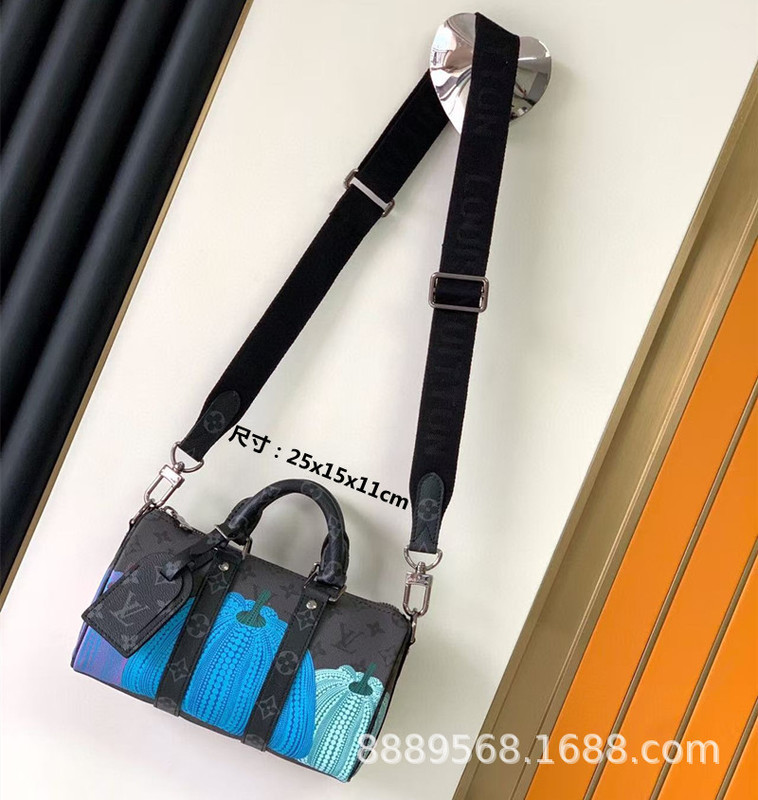 直接供給クロスボーダー m lv メンズバッグレディースバッグブラックウォリアーメッセンジャーバッグ枕バッグチェーンバッグボックスバッグポータブルブリーフケース|undefined