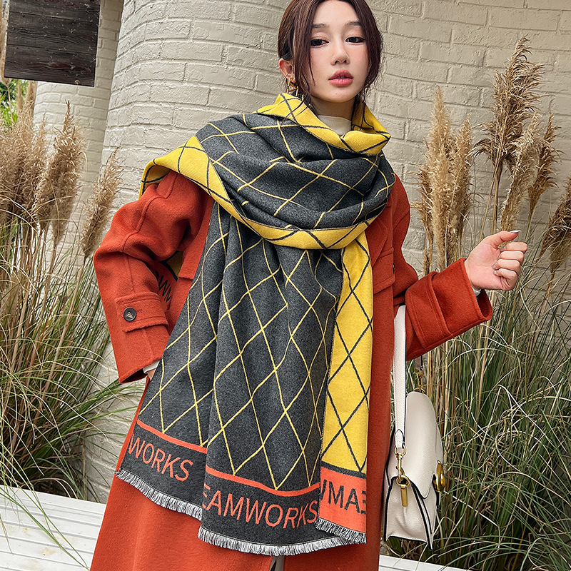 Nuova sciarpa jacquard di alta qualità, leggera sciarpa scozzese in cashmere double face da donna in stile Ling, sciarpa calda invernale ispessita, scialle_voghion.com