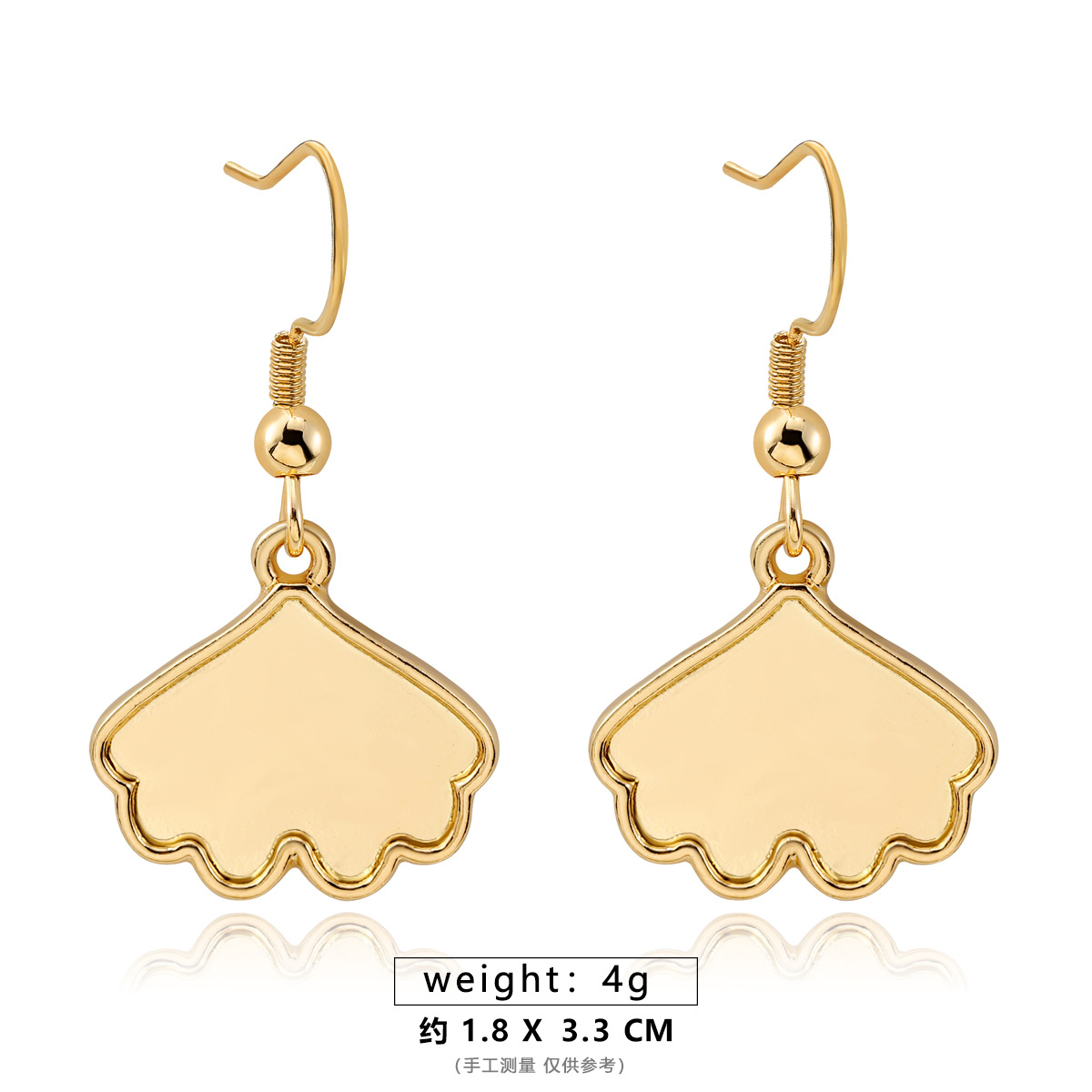 Single cluster ginkgo leaf earrings [ear hook style]