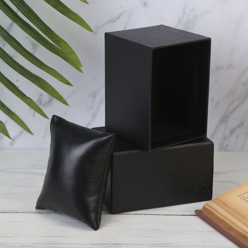 Unique Fashion Black and Gold Small Gold Women's Watch Live Streaming Wholesale with Rectangular Box