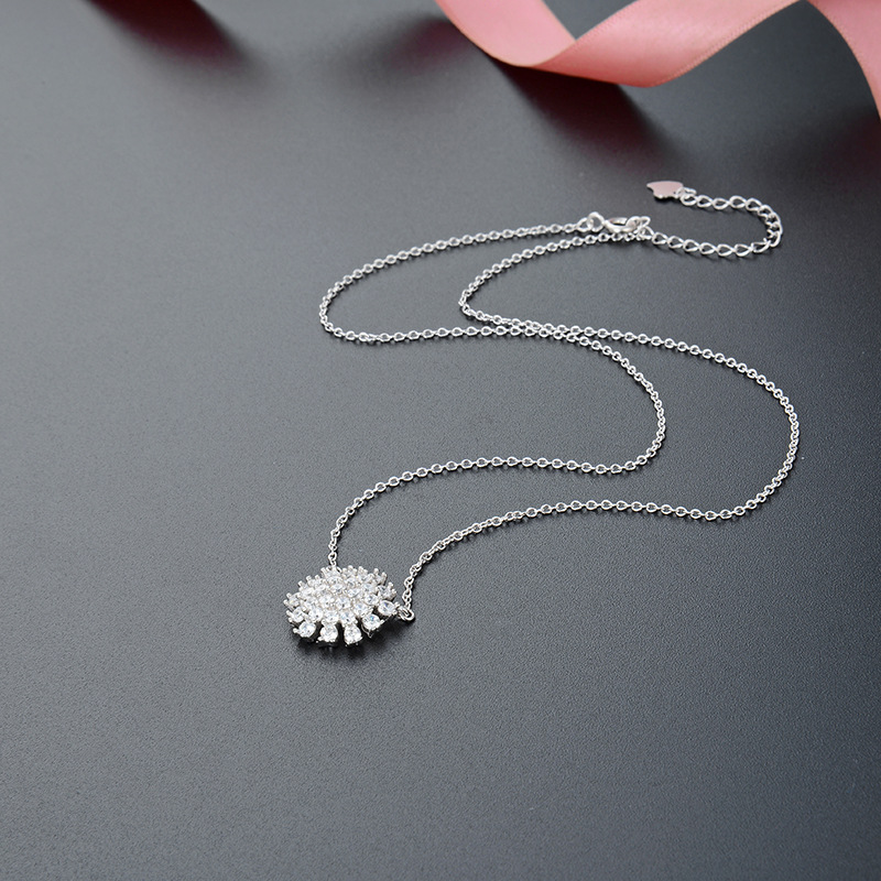 S925 Sterling Silber Mode Anhänger Koreanische Zirkon Sonnenblume Schlüsselbein Kette Damen Halskette display picture 4