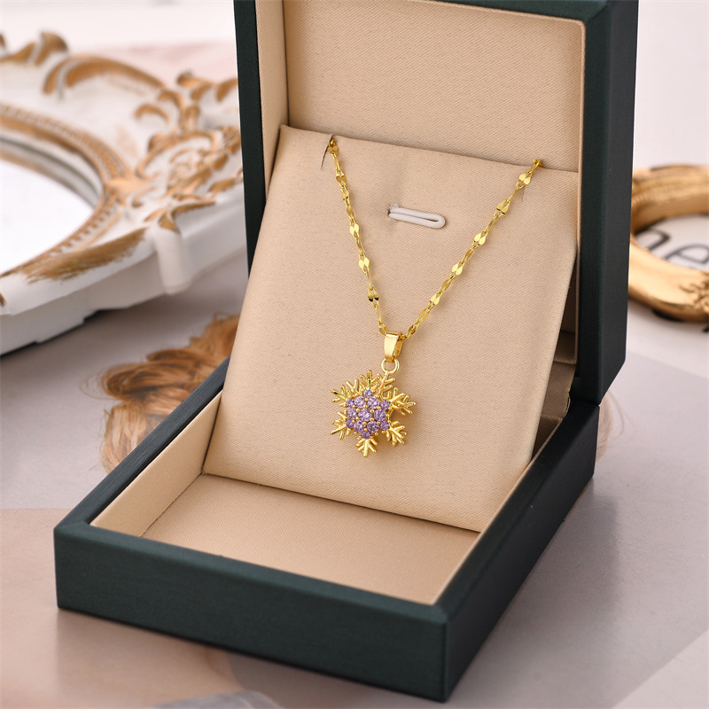 Collar de acero de titanio para mujeres simple y versátil estilo ligero de lujo nicho diseño de alta calidad no decoloración joyería de cadena de clavícula al por mayor