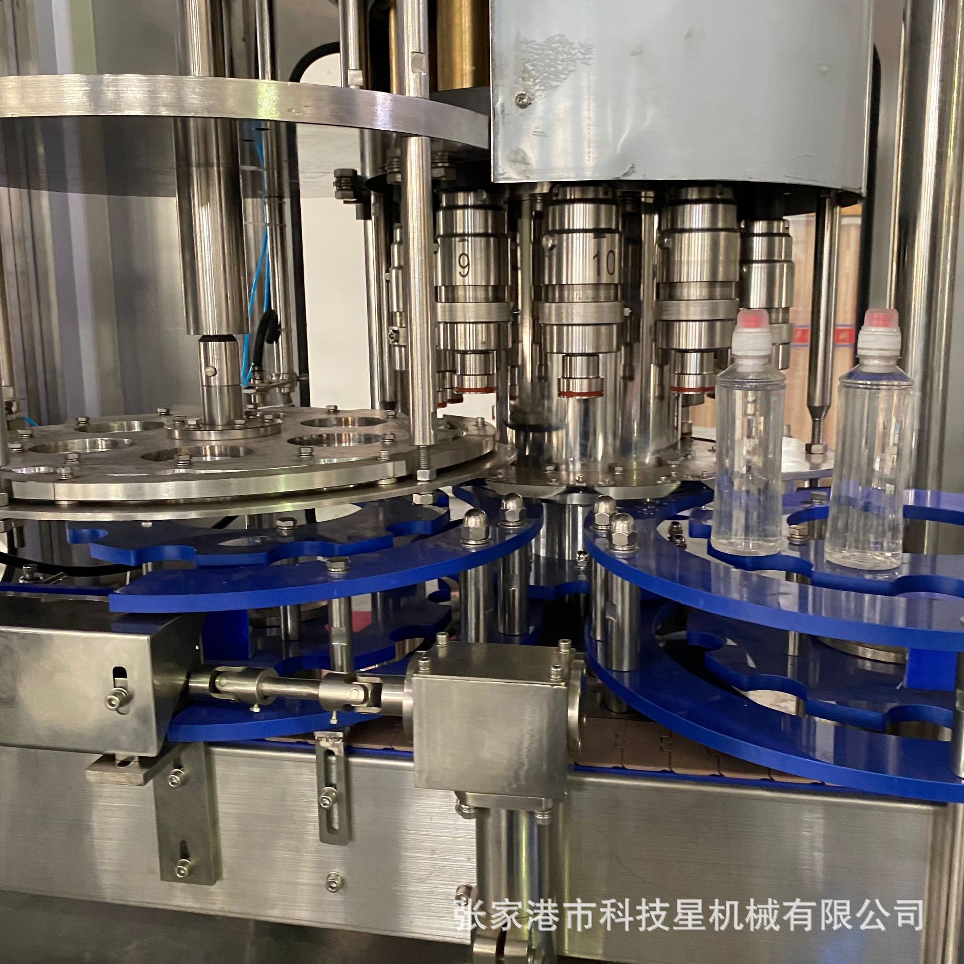 灌装机旋盖头拧压通用小旋饮料机械配件高效包装机