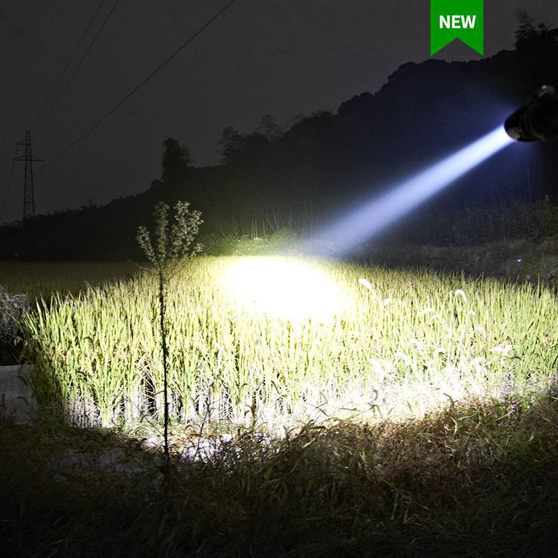 Linterna fuerte luz de carga al aire libre de alta potencia súper brillante hogar de largo alcance iluminación LED reflector portátil con luz lateral