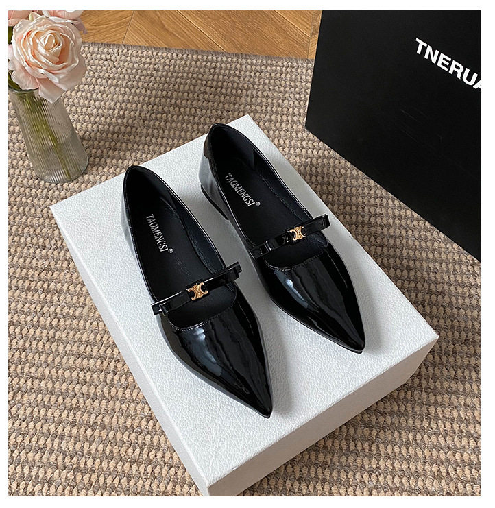 Giày búp bê nữ mũi nhọn khóa vàng nơ nhỏ, đế bằng gót thấp 1–3 cm — Trắng, màu đen chi tiết 21