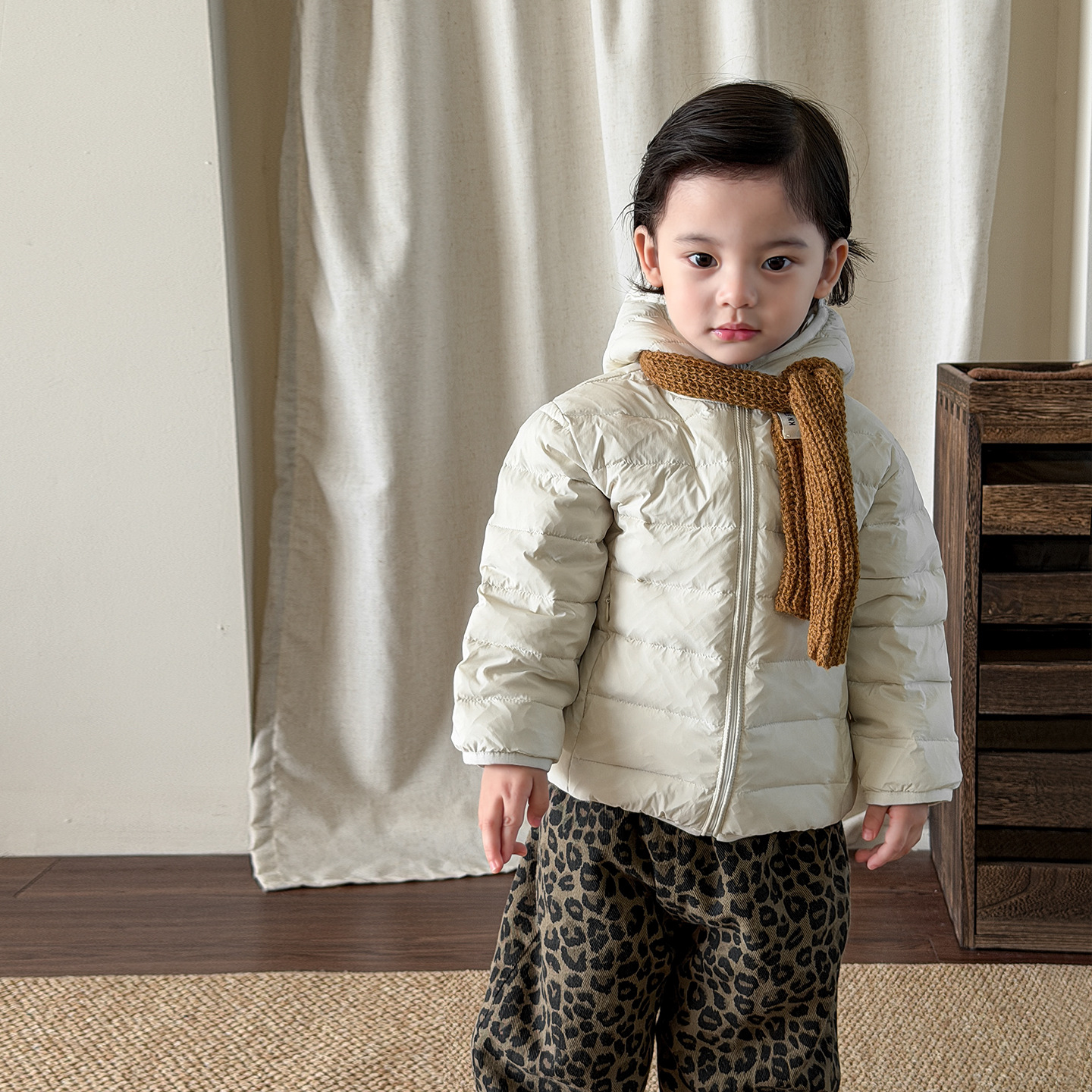 Ingke ropa infantil chaqueta de plumón para niños ropa de invierno 2025 joven maestro 90 blanco chaqueta de ropa para niños ropa de bebé