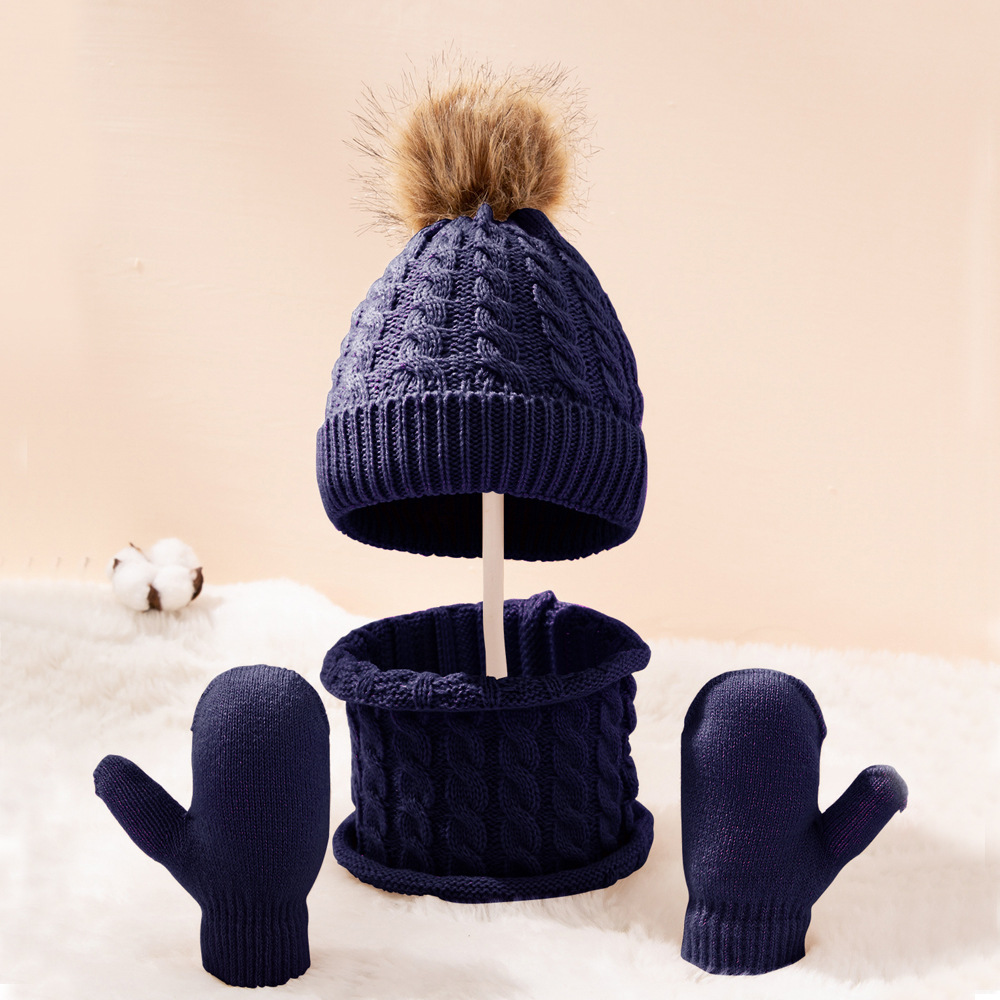 Kid's Fashion Solid Color Pom Poms Wool Cap display picture 5