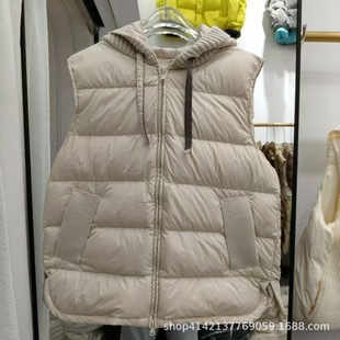 Down vest 2024 autumn and winter new vest knitted hat waistcoat sleeveless short hooded coat women's warm