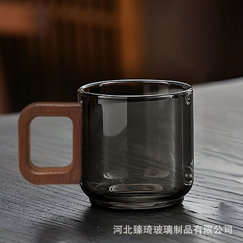 Taza de té de vidrio con asa de madera Taza de té pequeña para el hogar resistente a altas temperaturas Taza de té de hospitalidad de vidrio con alto contenido de borosilicato de hollín transparente personal