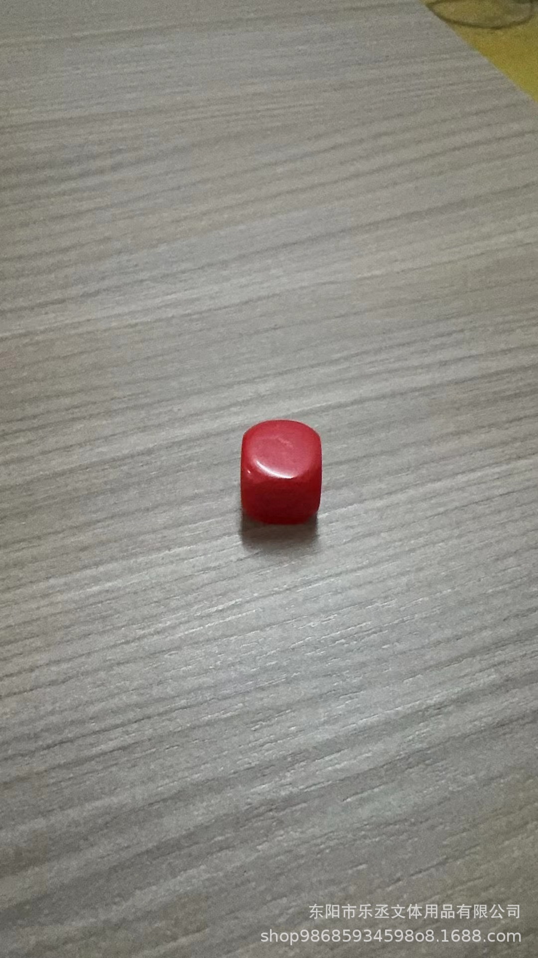 16mm 빨간색 광택 표면