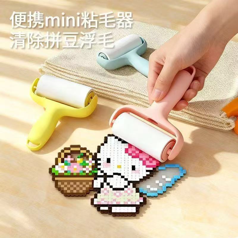 New Portable Lint Roller, Lint Remover, Fabric Shaver, Clothes Depiller, Portable Lint Removal Tool New Portable Lint Roller, Lint Remover, Fabric Shaver, Clothes Depiller, Portable Lint Removal Tool