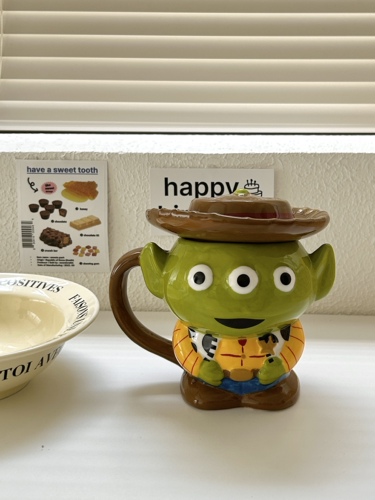 58C1ins American retro style cute and funny three-eyed three-dimensional ceramic cup mug with lid and high resistance
