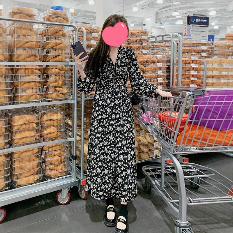 Long-Sleeved Floral Dress for Women in Spring and Autumn, New French Style Waist Slimming, Simple and Elegant, High-End Wear Black Long Skirt