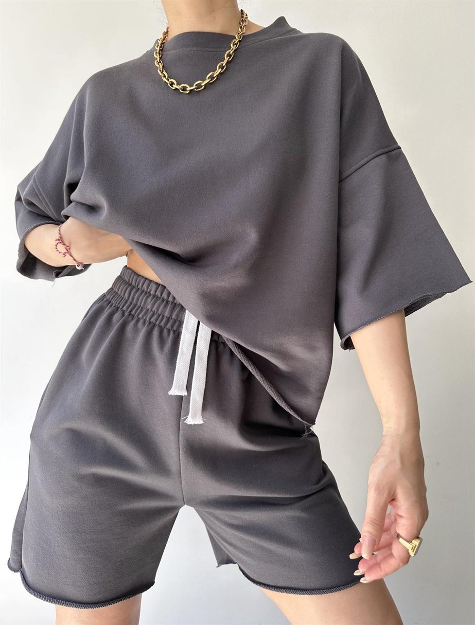 455g Weight 3/4 Length Sleeve Sleeve Length Cotton Blend, Polyester Fabric Type Shorts Co-ord Set Sets Type 2 Pieces Set Quantity Daily Occasion Round Neck Neckline Loose Fit Type Solid Color Pattern Summer, Spring Season Women's Gender Streetwear Style Daily Women's Streetwear Solid Color Cotton Blend Polyester Shorts Co-ord Set Shorts Sets 14