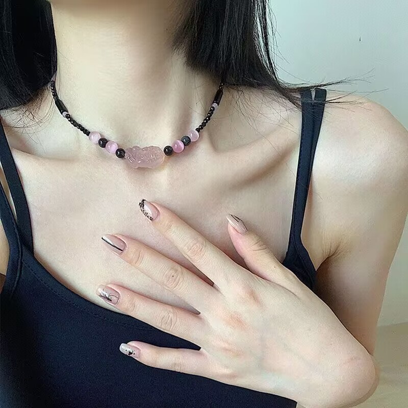 New Chinese Berry Crystal lucky pendant clavicle temperament necklace niche design national fashion gift for girlfriends couple