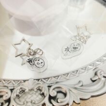 �¿�ins����ϵ���ֹ���耳׿��йP�������ŮС���±�����֙C�K