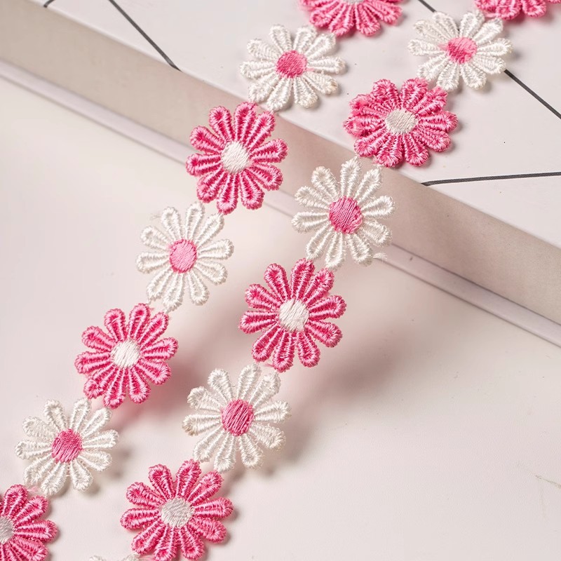 Accesorios de encaje, flores pequeñas solubles en agua, decoración, jardín de infantes, bricolaje hecho a mano, pétalos de colores, bordado, encaje de tela