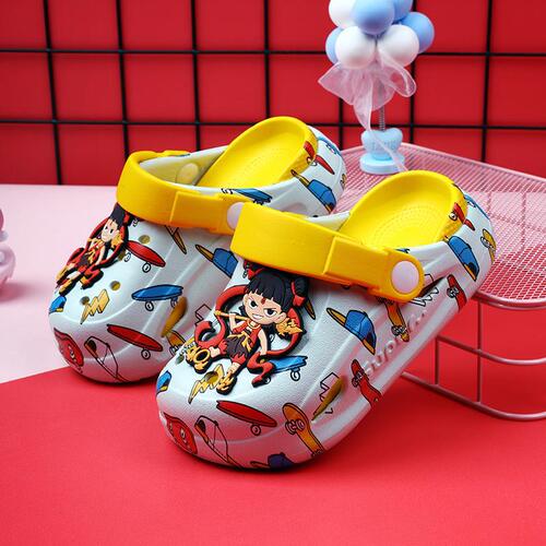 Summer New Nataku Children's Slippers Cute Cartoon Indoor and Outdoor Dual-Purpose One-Piece Children's Breathable Cool Slippers