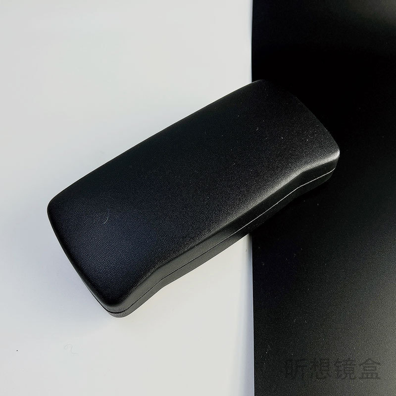 Korean-Style Black Faux Calfskin Small V-Shaped Glasses Case, Personalized Pressure-Resistant Myopia Glasses Case, Iron Box with Logo Printing Available