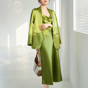 �߶����b ��ݾG�ձ��M�ڴ��ᾄ�����b�����|С������ɫ��ɫ