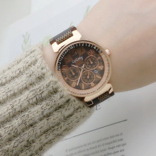 pݏ͹ŸмyŮƤֱ픵̶ֿȷŮʿֱʯӢ216