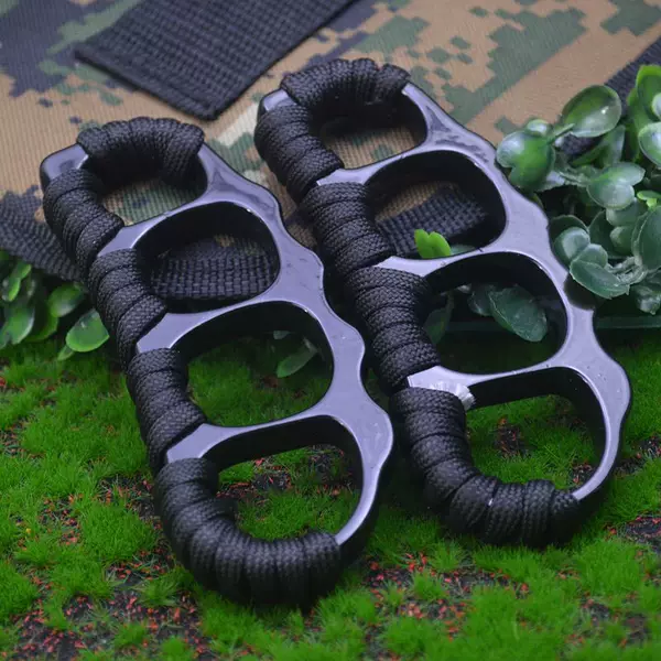 Finger Knuckles for Self-Defense, Anti-Wolf, Small Four-Eye Finger Knuckles, Compact Finger Knuckle Punch Ring