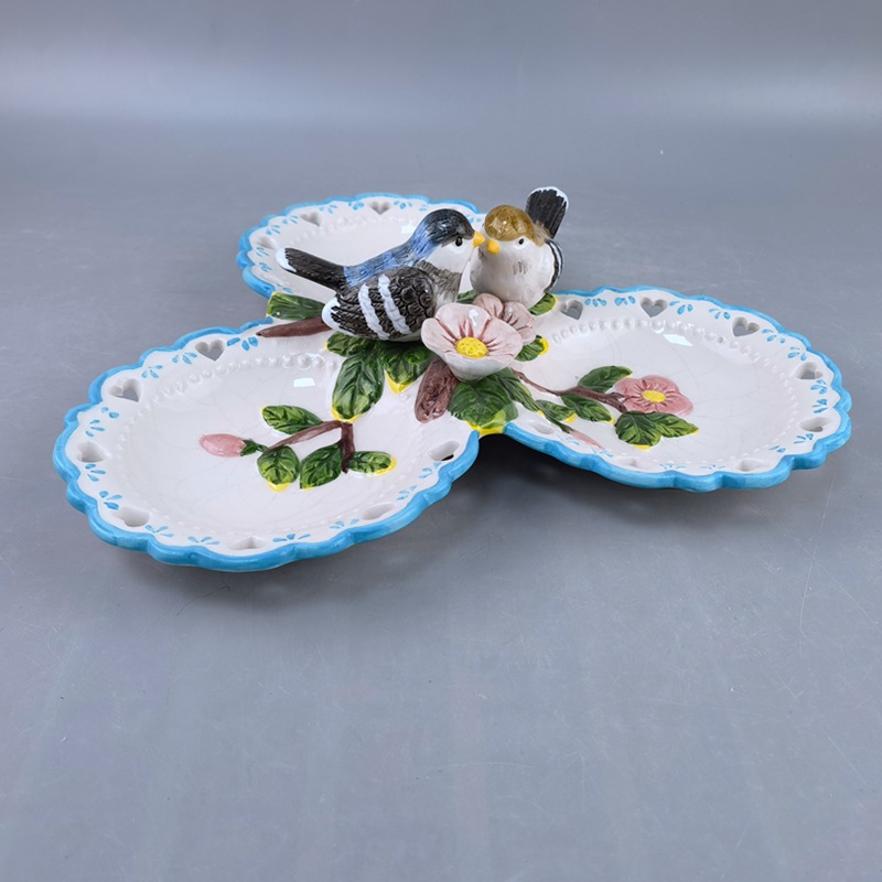 Decoración del hogar pastoral de estilo europeo Plato de tres compartimentos Plato separado de conejo y pájaro Plato de frutas secas Mesa de centro Mesa de comedor Plato de almacenamiento