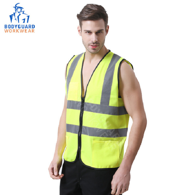 Fluorescence retroreflective travel safe vest
