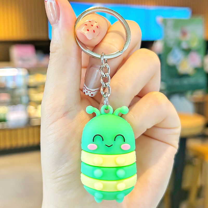 2025 nuevo llavero de abeja de libélula de dibujos animados muñeca de insecto creativo bolso de escuela de estudiante colgante pequeño regalo