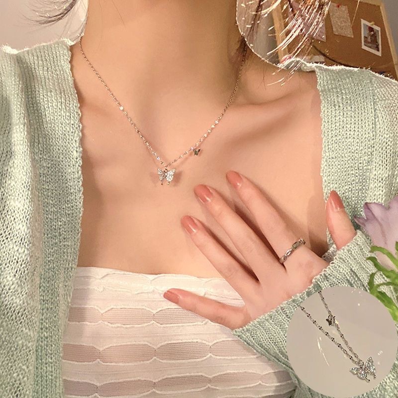 蝶結びの水滴のペンダントの少女の心の愛の小清新はダイヤモンドの贈り物を入れます。|undefined