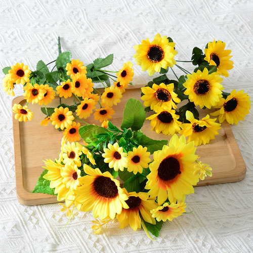 Simulated multi-head sunflower bouquet Home wedding hotel decoration sunflower sun chrysanthemum simulated bouquet wholesale