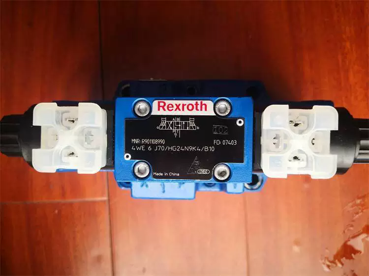 Рексрот R901108808 4WEH16J72/6HG24N9ETK4/B10