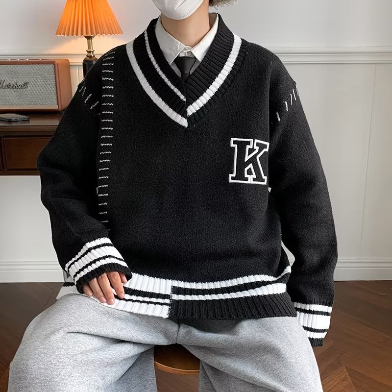 Sweater Image 10