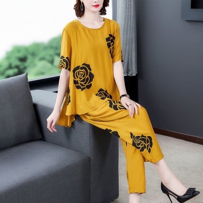 Summer fashionable set