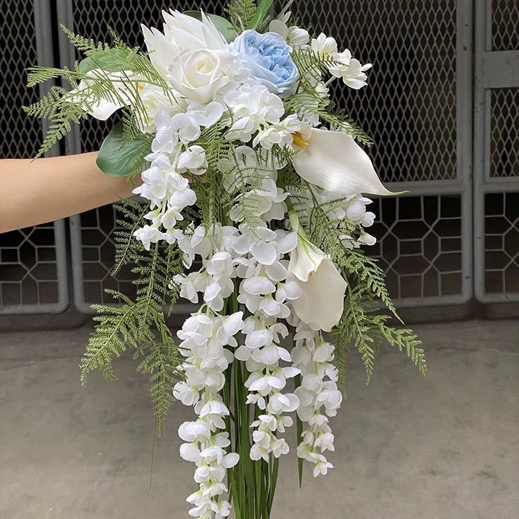 韓国風ウォータードロップブライダルブーケホワイトウォーターフォールフラワーフォトスタジオ結婚式の写真撮影の小道具|undefined