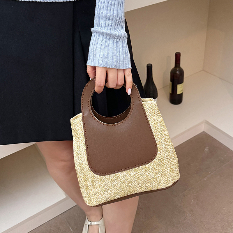 Handmade Rattan Shoulder Bag With Leather Trim And Seagrass_voghion.com